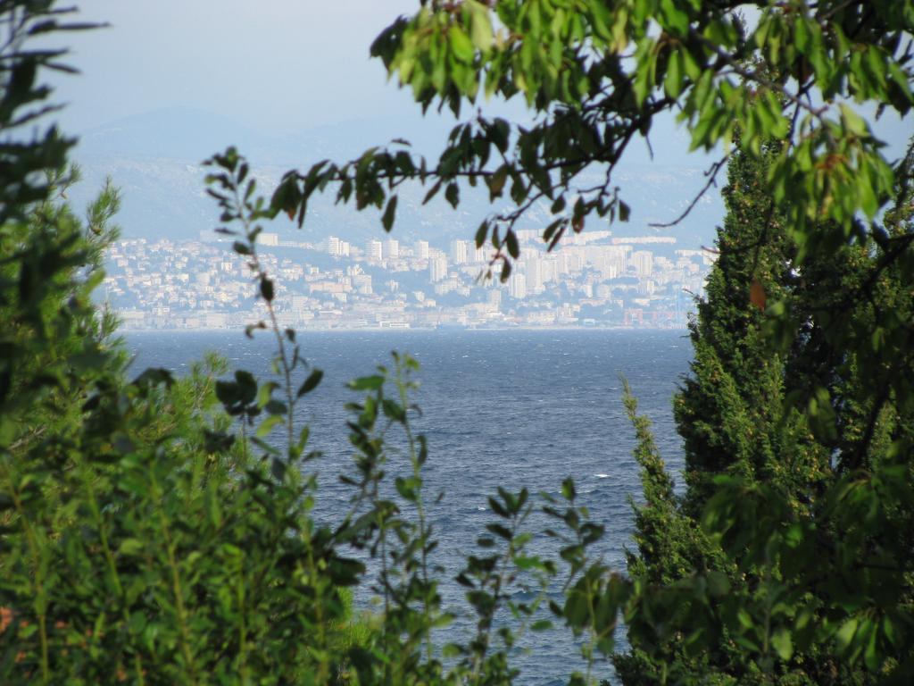 Apartment Sea Garden Ičići Buitenkant foto